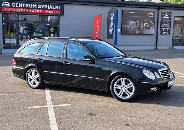 mercedes benz Mercedes-Benz Klasa E cena 28500 przebieg: 197000, rok produkcji 2007 z Chrzanów